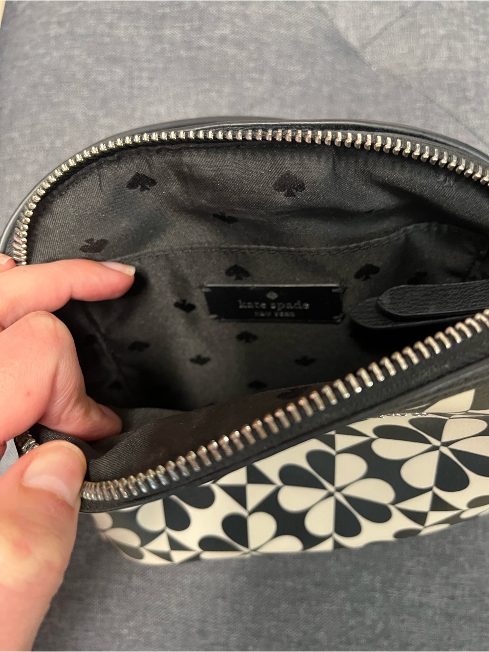 kate spade Black & Cream Geometric Floral Dome Crossbody - Picture 3 of 10